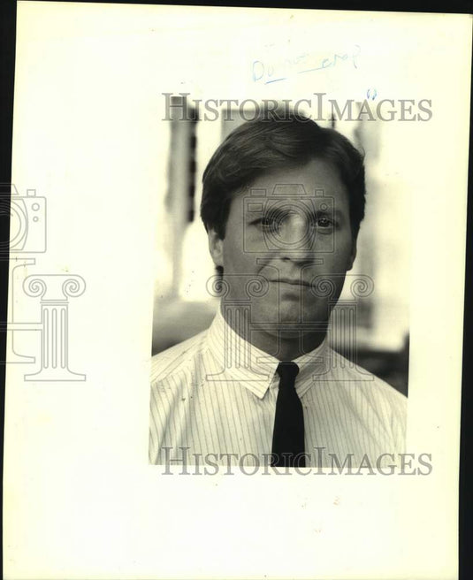 1989 Press Photo Country Day High girls track coach Howard Hunter - nos16287- Historic Images