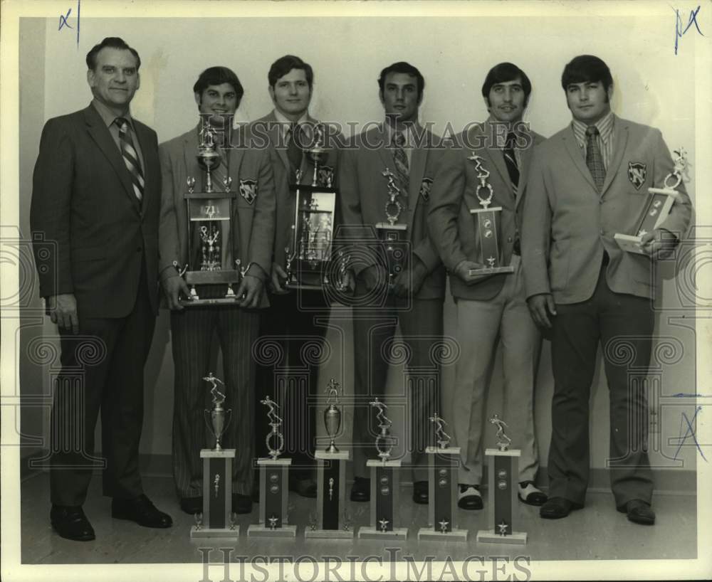 1977 Press Photo Northwestern Louisiana State football and five captains- Historic Images