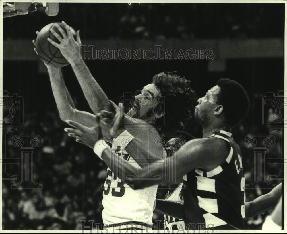 1978 Press Photo New Orleans Jazz and New Jersey Nets play NBA basketball- Historic Images