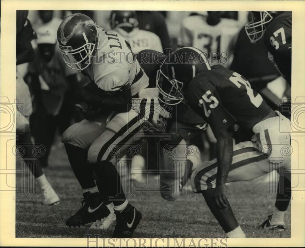 1990 Press Photo Booker T. Washington High football player Keith James vs. Cohen- Historic Images