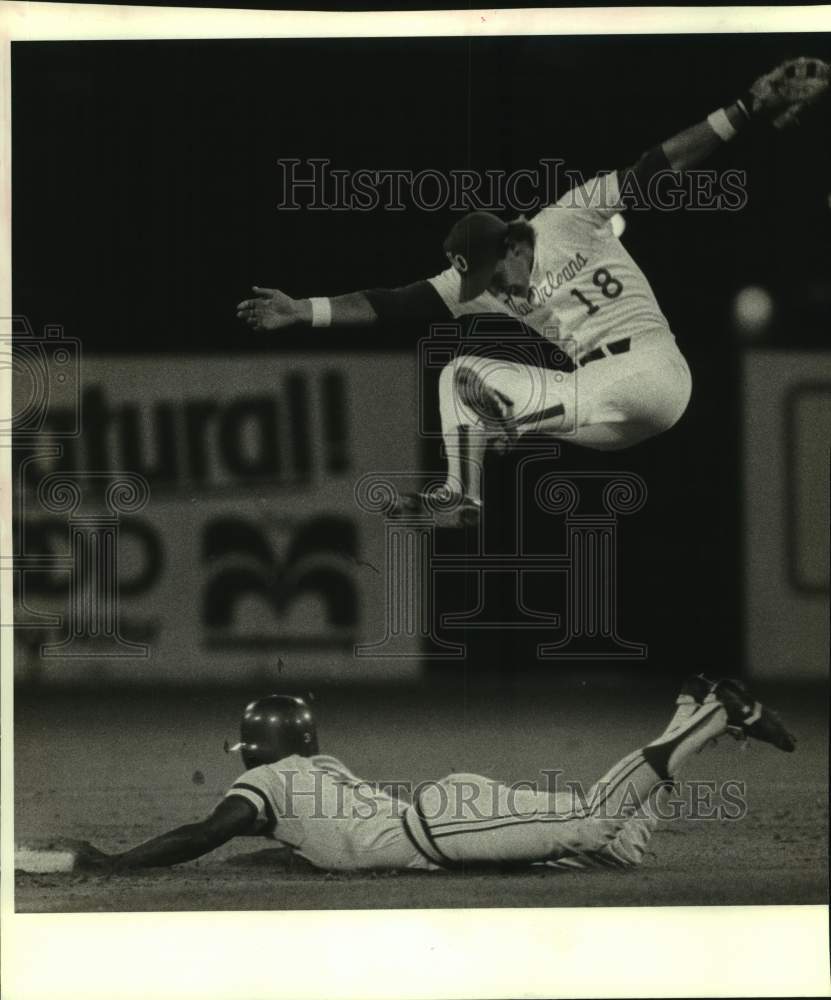 1985 Press Photo LSU and University of New Orleans play college baseball- Historic Images