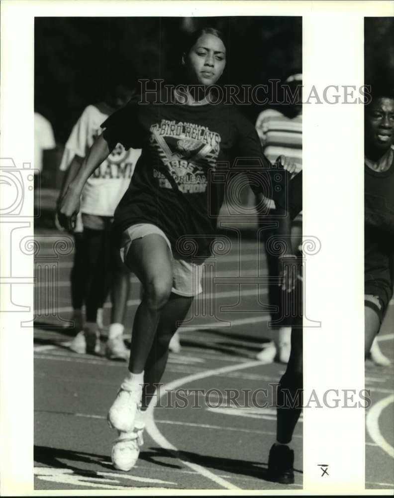 1995 Press Photo Karr High track sprinter Stephanie Legaux - nos17604- Historic Images