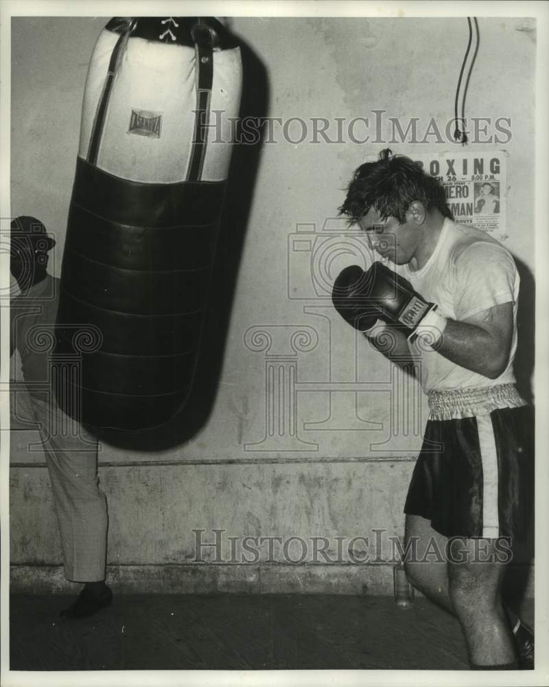 1968 Press Photo Boxing - Ramon La Cruz Working Out - nos17702- Historic Images