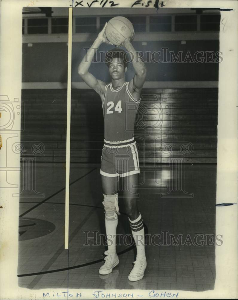 1974 Press Photo Cohen High basketball player Milton Johnson - nos17722- Historic Images