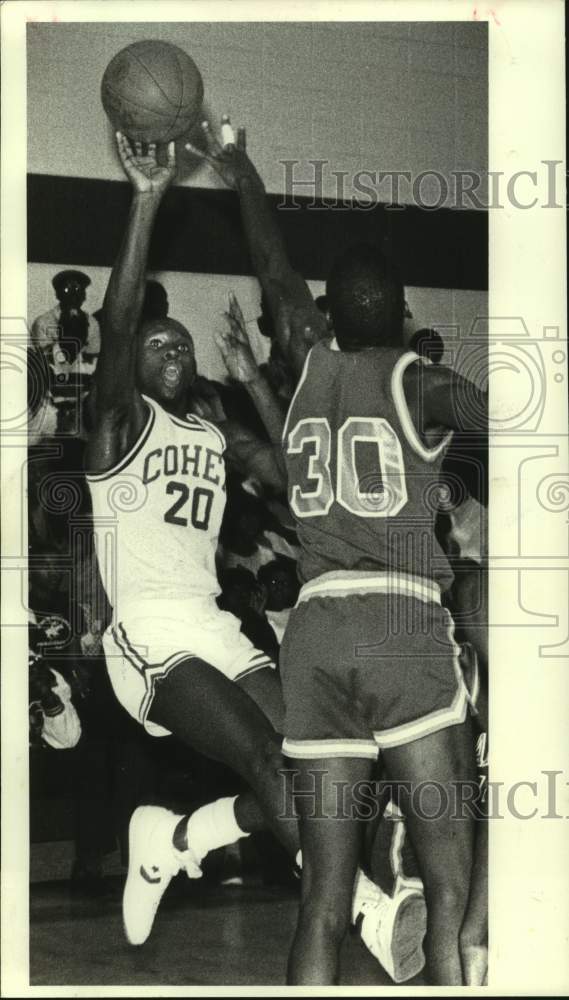 1985 Press Photo Carver and Cohen play boys high school basketball - nos17892- Historic Images