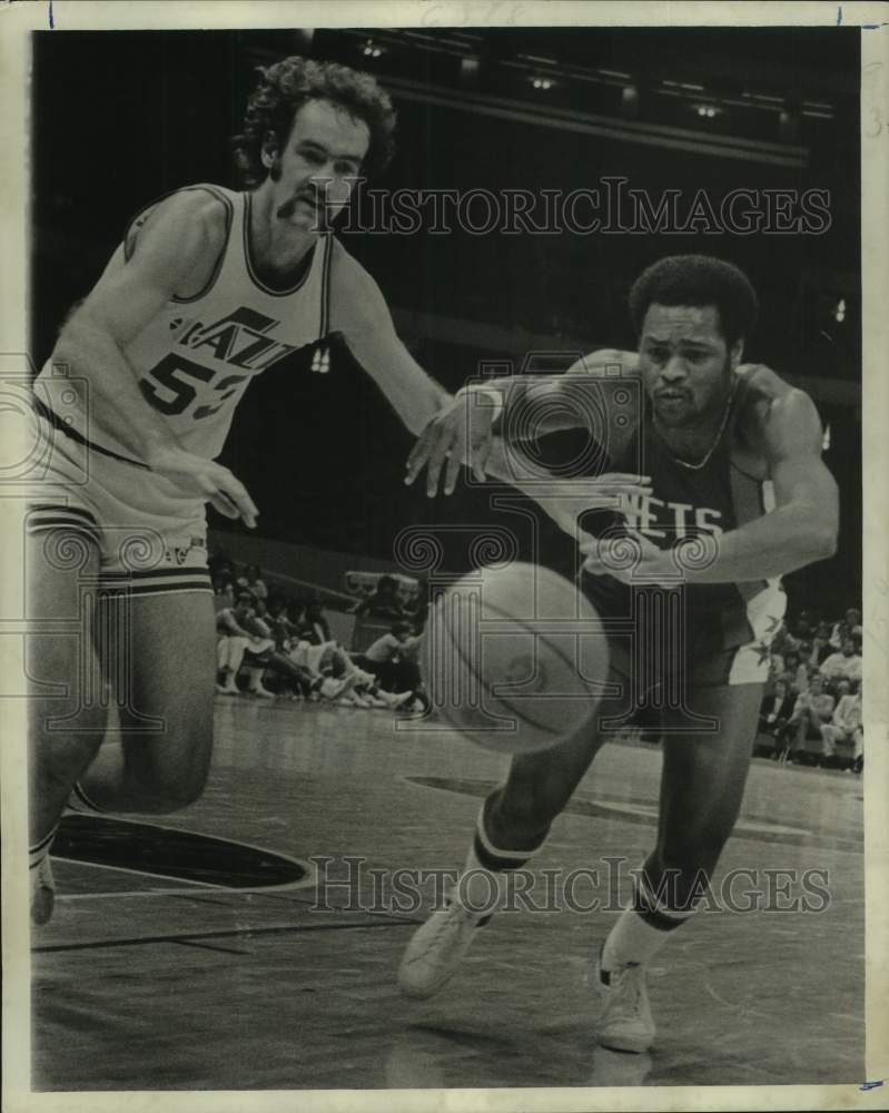 1977 Press Photo New Orleans Jazz basketball player Rich Kelley vs. Nets- Historic Images