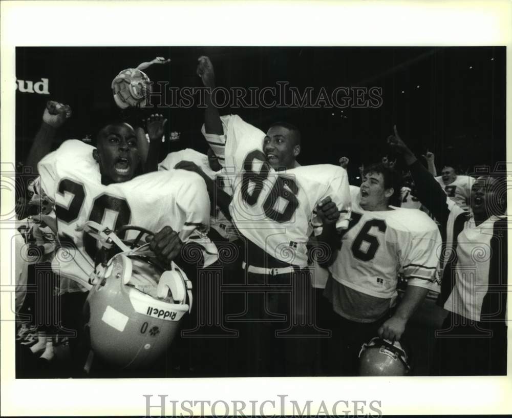 1993 Press Photo Karr High football players during state championship win- Historic Images