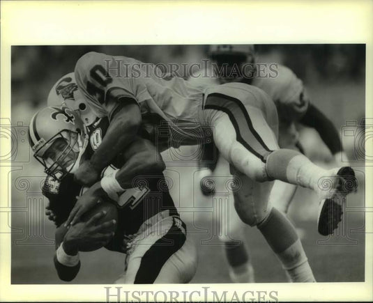1989 Press Photo New Orleans Saints football player Buford Jordan vs. Tampa Bay- Historic Images