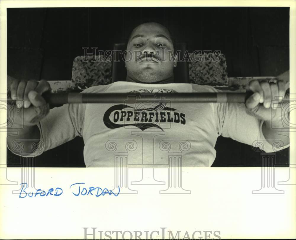 1986 Press Photo Football player Buford Jordan works out - nos18656- Historic Images