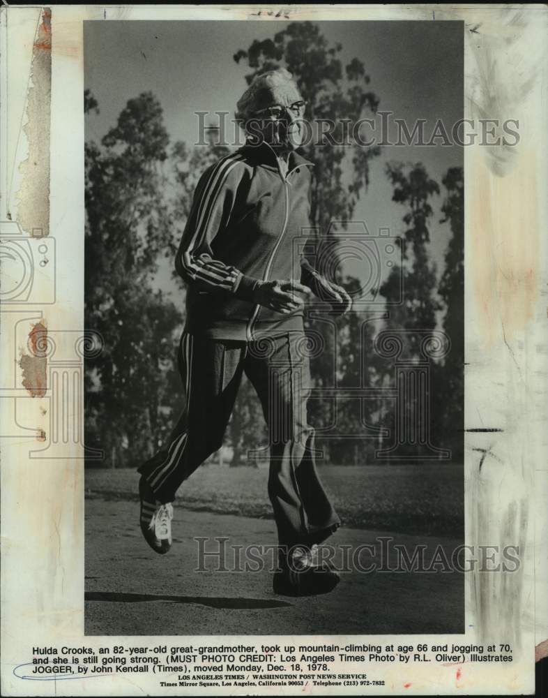 1978 Press Photo Jogger and mountain climber Hulda Crooks, age 82 - nos18836- Historic Images