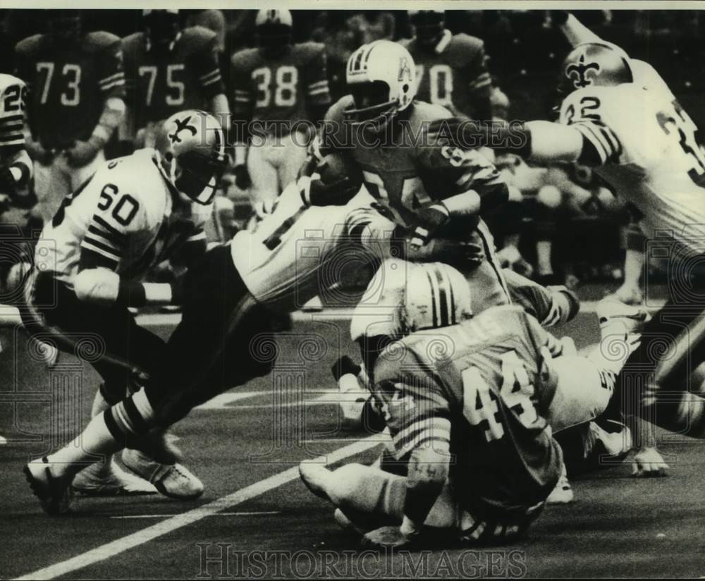 1977 Press Photo Houston Oilers football player Billy Johnson vs. New Orleans- Historic Images