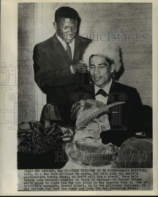 Press Photo Boxing champion and milliner Emile Griffith with Gaspar Ortega- Historic Images