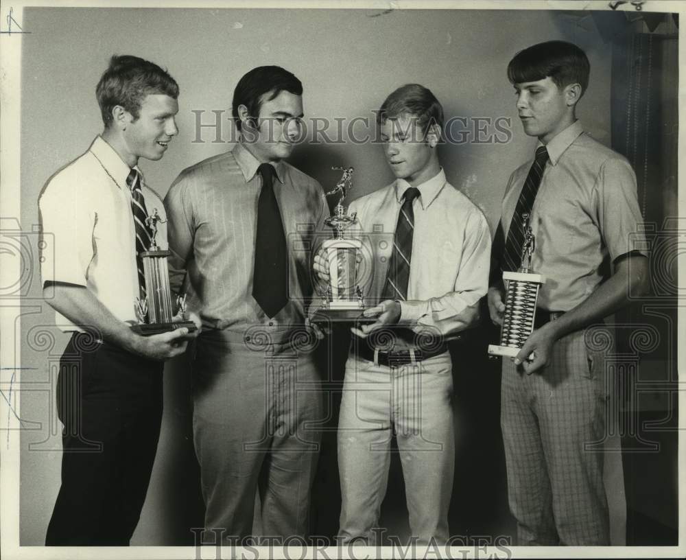 1970 Press Photo Barthe High athletic award winners at Monteleone Hotel- Historic Images