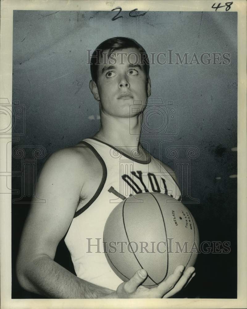 Press Photo Loyola college basketball player Don Kalinowski - nos19561- Historic Images