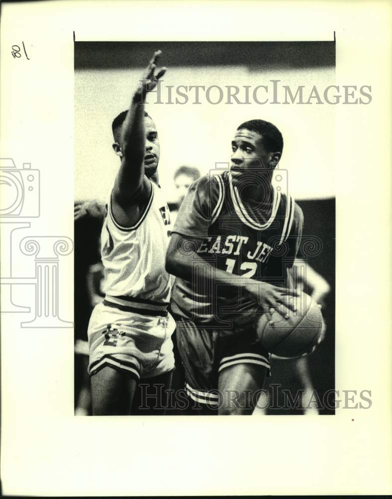 1991 Press Photo Basketball Action Play with Ehret and East Jefferson- Historic Images