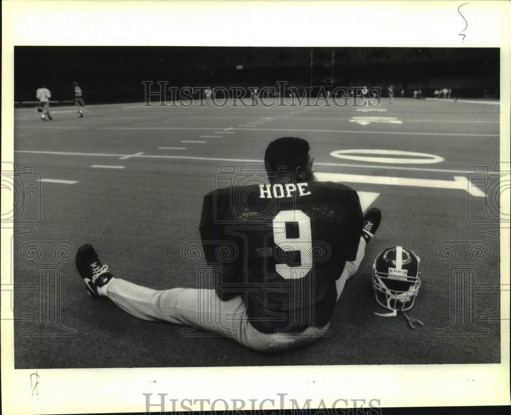 1992 Press Photo Alabama college football player Alvin Hope in the Superdome- Historic Images