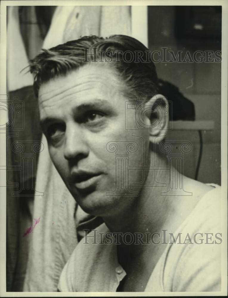 1969 Press Photo Baseball manager Gene Mauch sits at his locker - nos21611