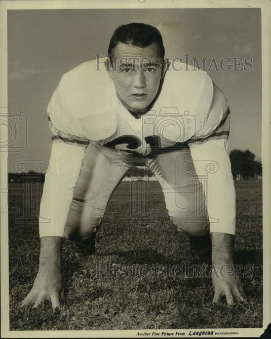 1957 Press Photo Louisiana State football guard Tommy Lott poses in stance- Historic Images