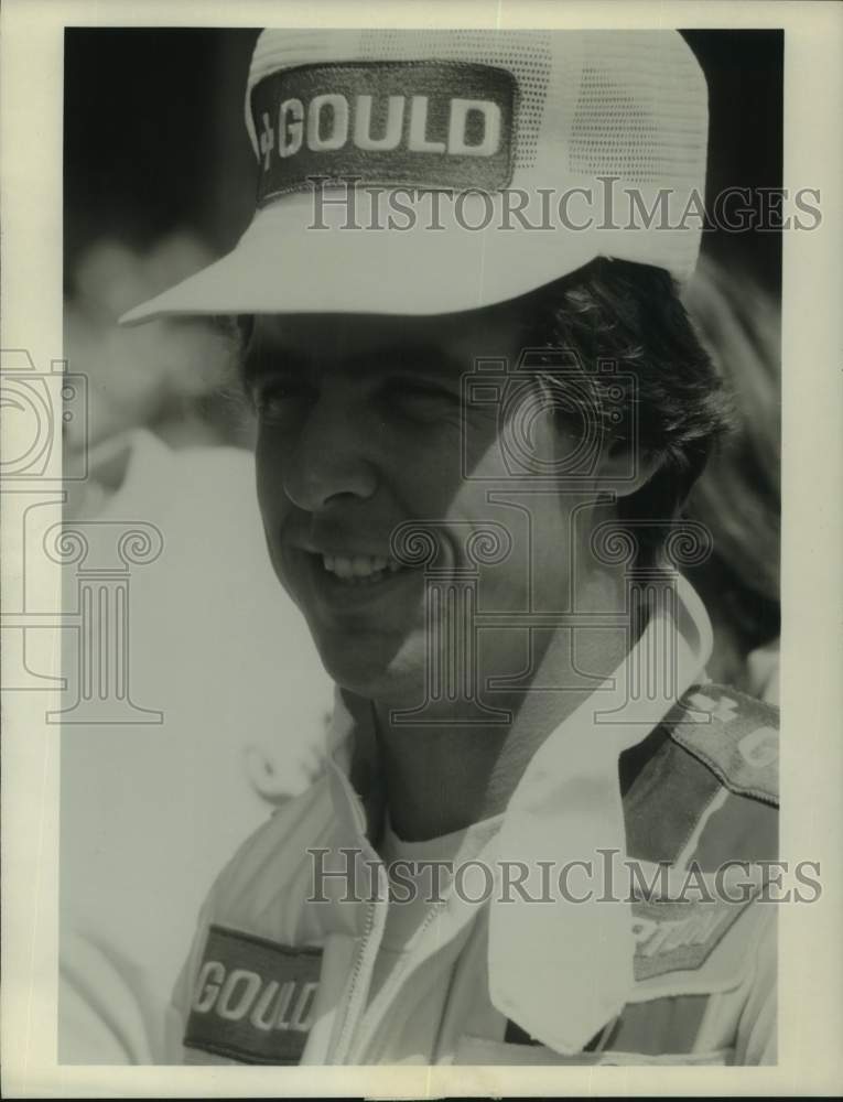 1980 Press Photo Automobile racer Rick Mears is all smiles before a race- Historic Images