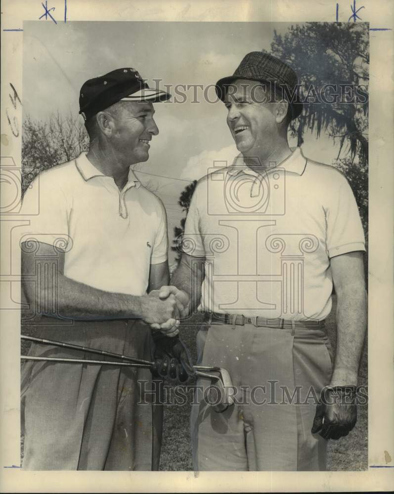 1965 Press Photo Golfers D.P. &quot;Buddy&quot; Majors and C.J. Ratzlaff at Colonial G.C.- Historic Images