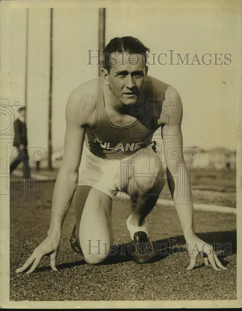 Press Photo Tulane University runner Vebby Miller is crouched in sprinting pose- Historic Images