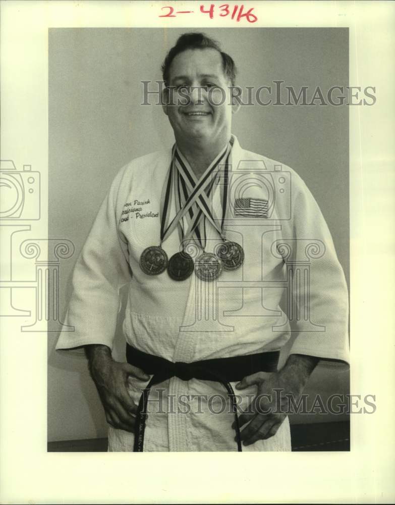 1988 Press Photo Law Enforcement Olympics medalist Bob Lindsey - nos23411- Historic Images