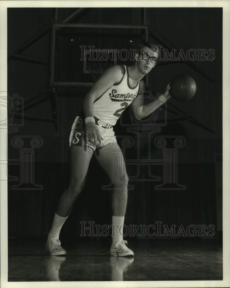 1969 Press Photo Samford University basketball center David Miller dribbles ball- Historic Images