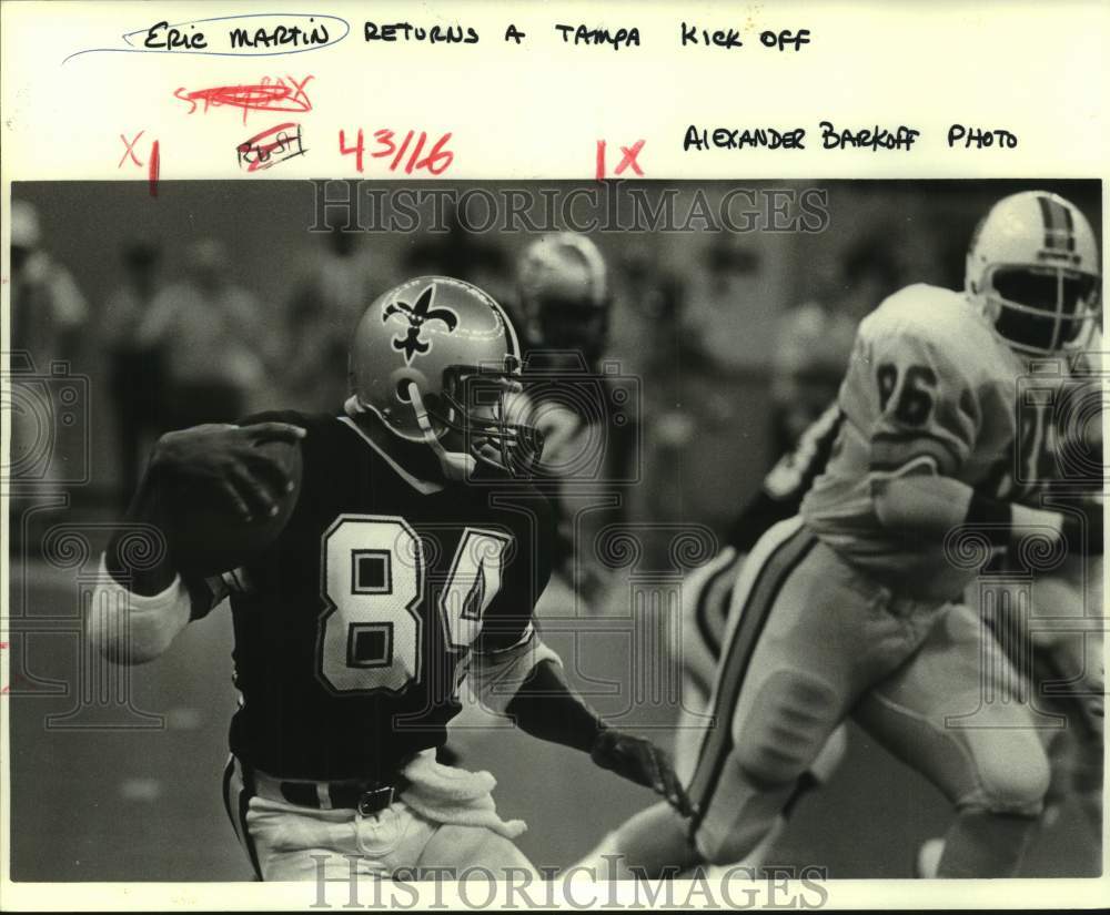 1985 Press Photo New Orleans Saints Eric Martin Returns Tampa Kickoff- Historic Images
