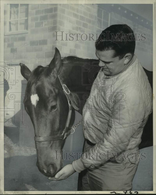 Press Photo Race horse Big Felly owned by Samuel C Brocato with Bill Ressequet- Historic Images