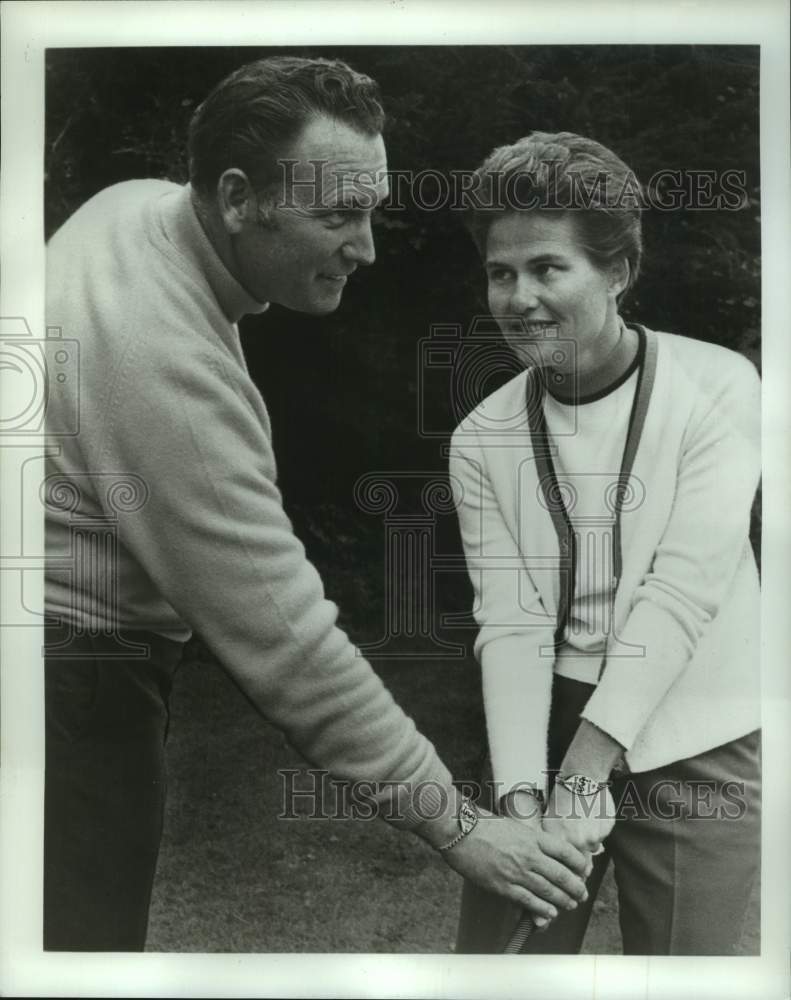 Press Photo Golfers Billy Casper and Linda Collins Maurer - nos24773- Historic Images