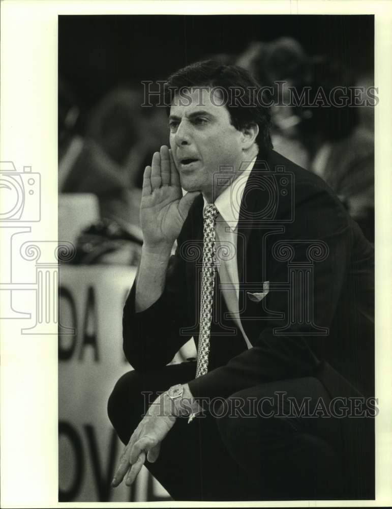 1987 Press Photo A college basketball in action - nos25226- Historic Images