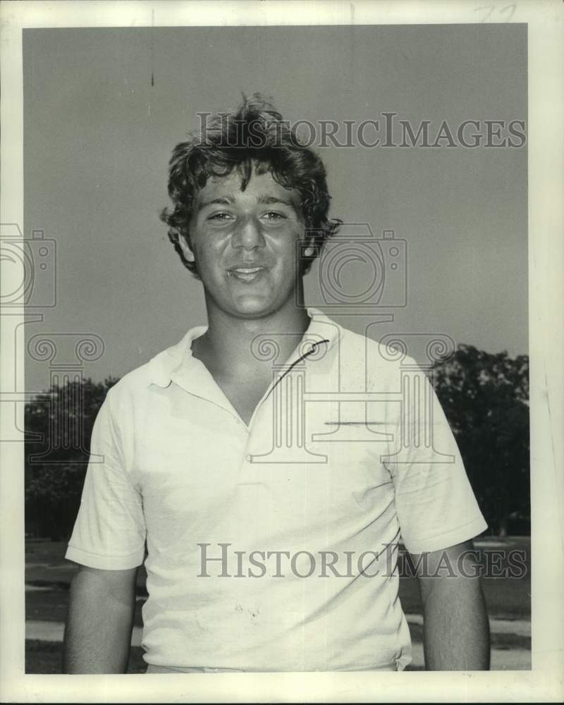 1976 Press Photo Golfer Brian Noto smiles after winning New Orleans junior match- Historic Images