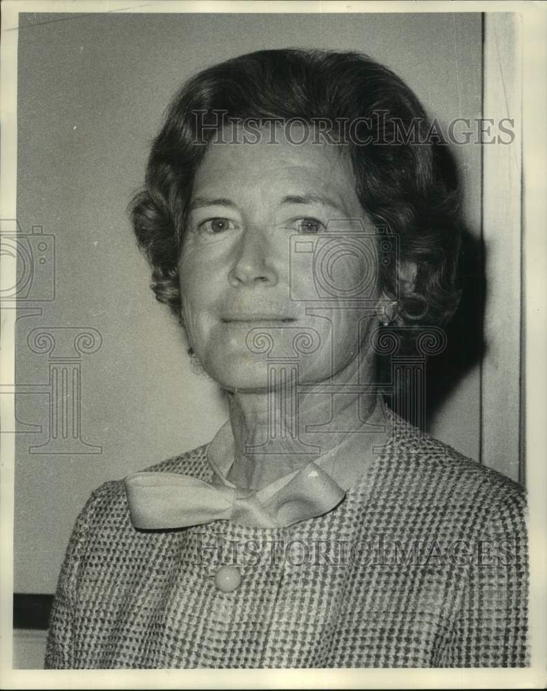 1971 Press Photo Mrs Robert Monsted wins women&#39;s golf championship at NO CC- Historic Images