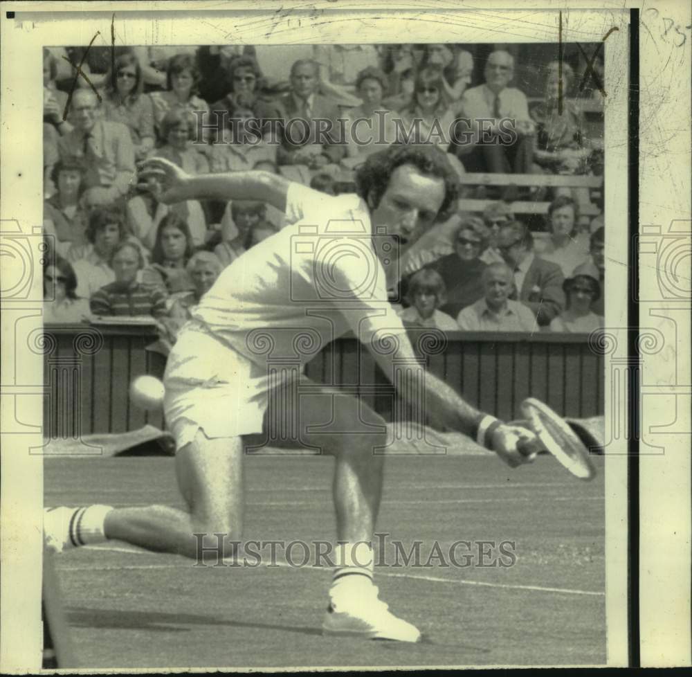 1974 Press Photo Tennis player Tom Okker plays Wimbledon - nos26178- Historic Images