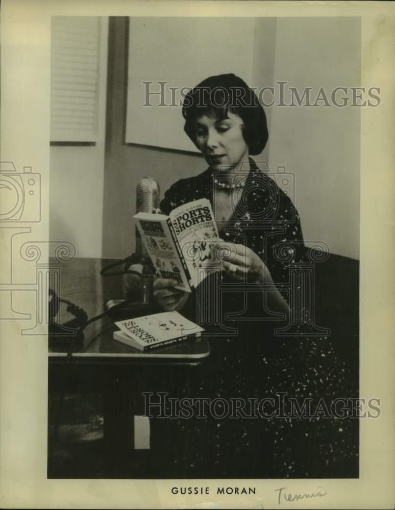 1951 Press Photo Tennis star Gussie Moran - nos26322- Historic Images