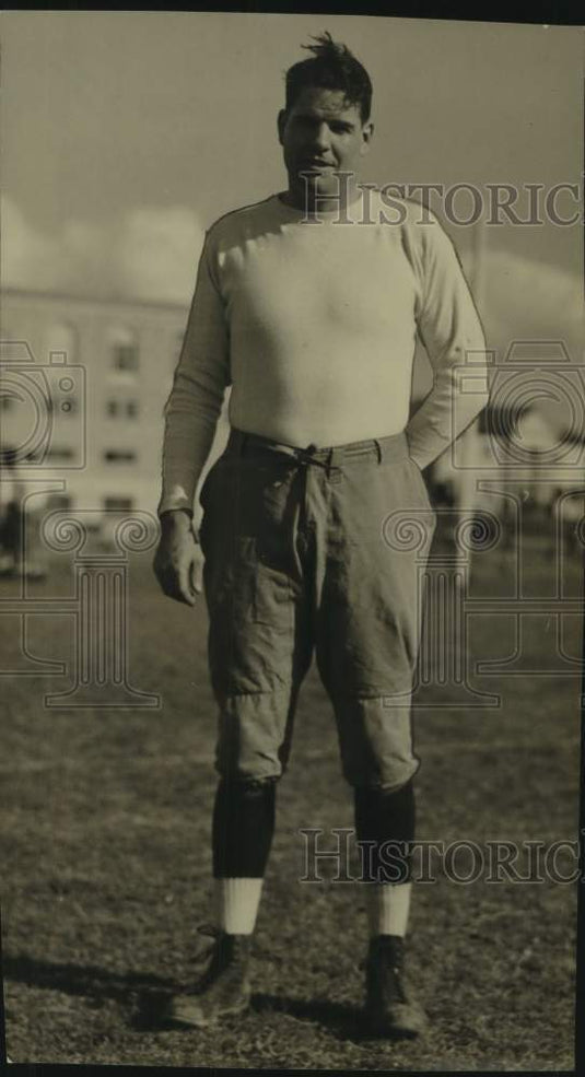 Press Photo Football player Emerson "Spike" Nelson poses for photo on the field- Historic Images