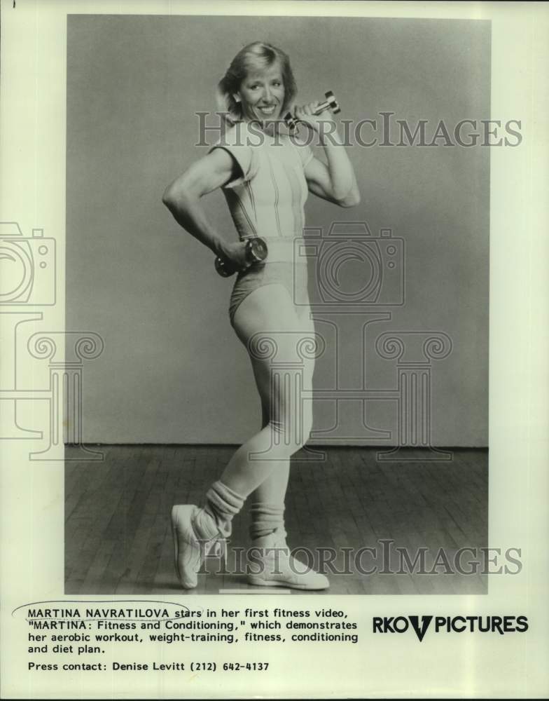 1987 Press Photo Tennis star Martina Navratilova appear in fitness video- Historic Images