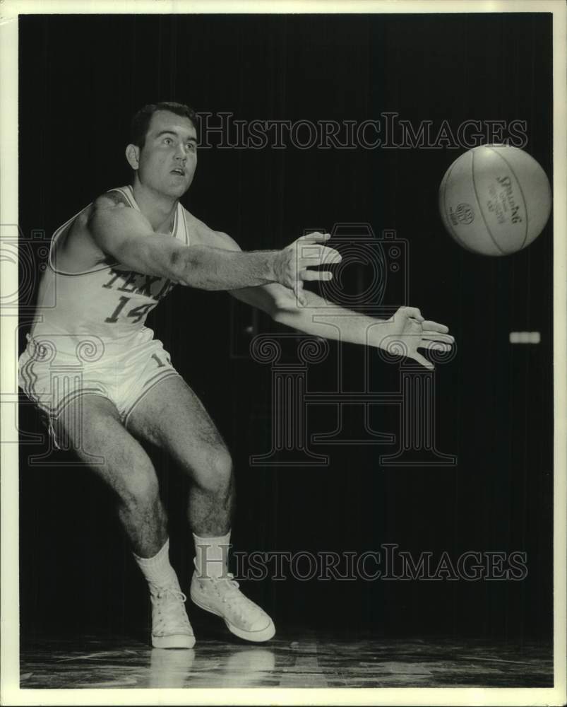 Press Photo Texas college basketball player Tommy Nelms - nos26645- Historic Images