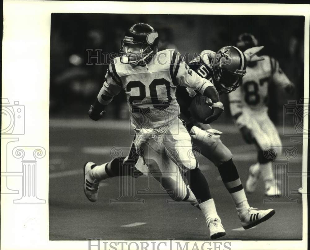 1988 Press Photo Minnesota Vikings and new Orleans Saints play NFL football- Historic Images