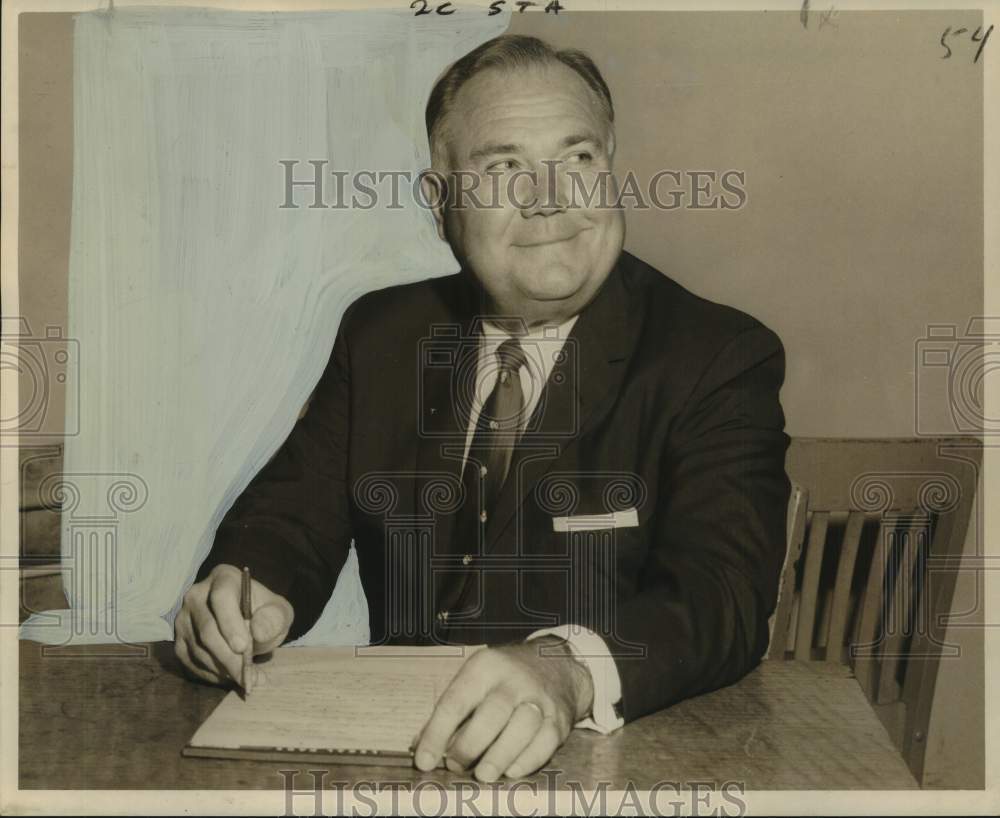 Press Photo Tulane track coach John Oelker - nos26945- Historic Images