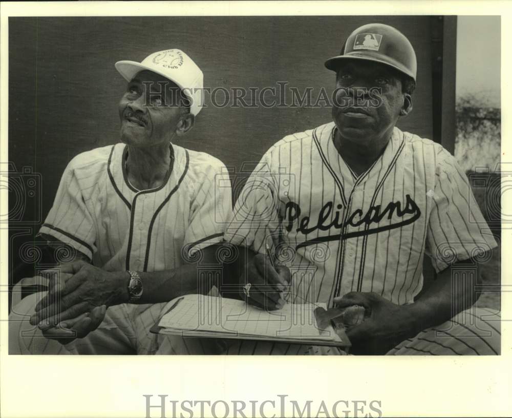 1983 Press Photo Old-time baseball players Percy Granderson and Ben Richardson- Historic Images