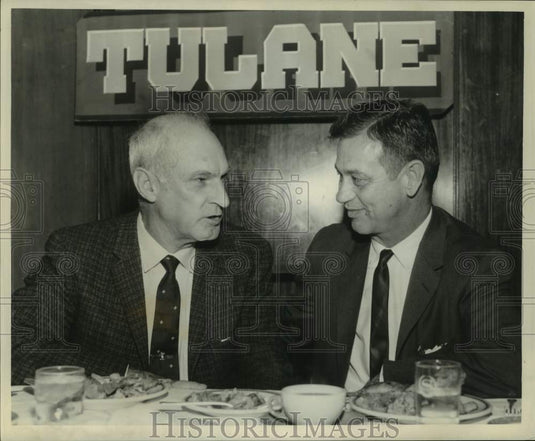 Press Photo Football coach Jess Neely and Teel Smith - nos27323- Historic Images