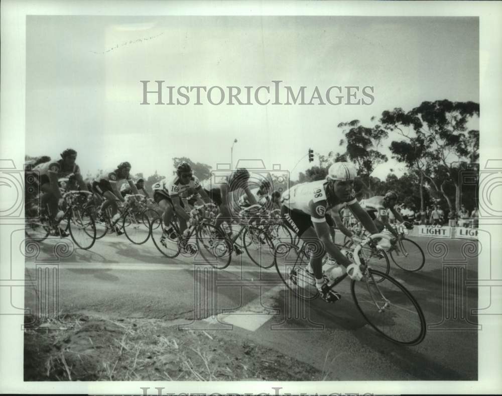 1984 Press Photo Road cyclists during a pre-Olympic event in Los Angeles- Historic Images