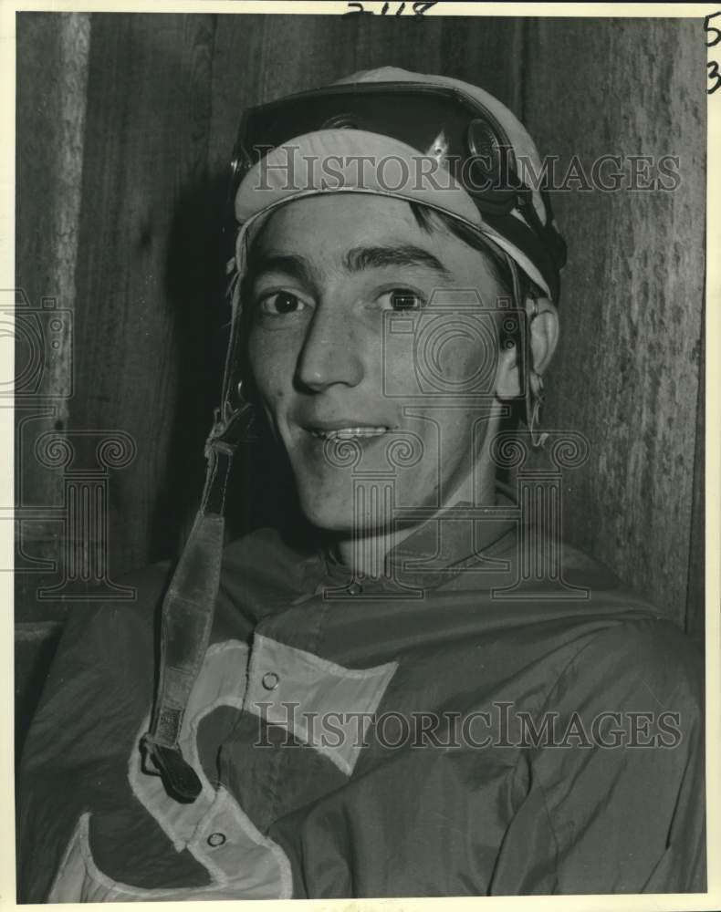 1983 Press Photo Horse Racing Jockey E.J. Perrodin - nos27404- Historic Images