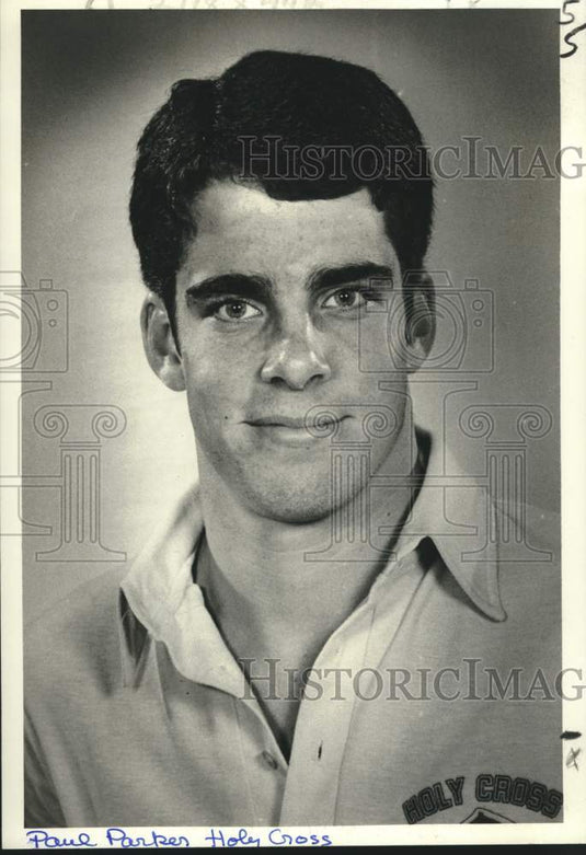 1982 Press Photo Holy Cross swimmer Paul Parker smiles for photo - nos27512- Historic Images