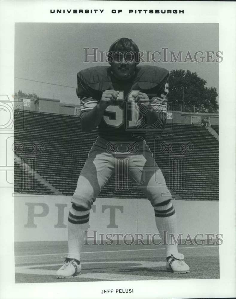 1977 Press Photo University of Pittsburgh football player Jeff Pelusi- Historic Images