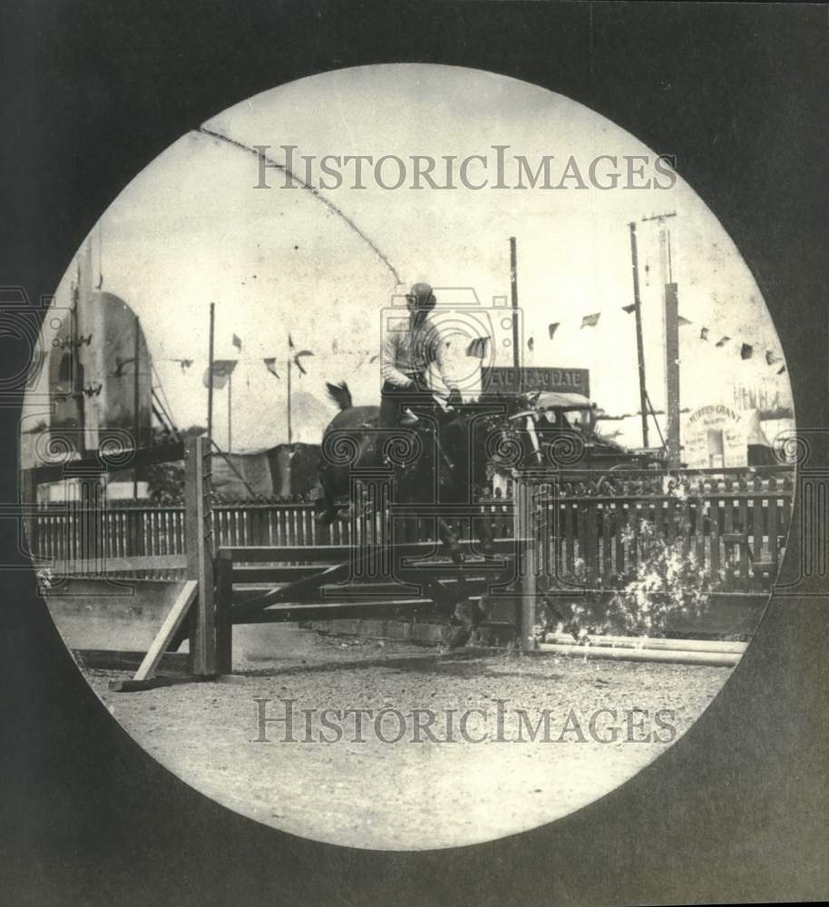 1900 Press Photo Rider on race horse leaps over fence in Steeplechase race in LA- Historic Images