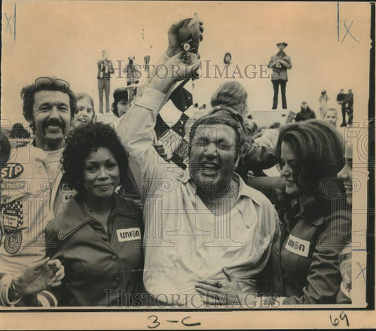1973 Press Photo Race driver Richard Petty and car owner Andy Granatelli- Historic Images