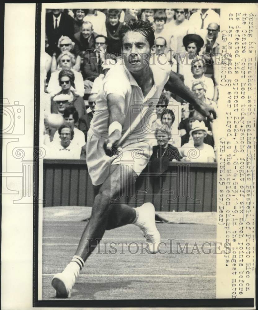 1969 Press Photo Tennis player Pancho Gonzales at Wimbledon - nos28664- Historic Images