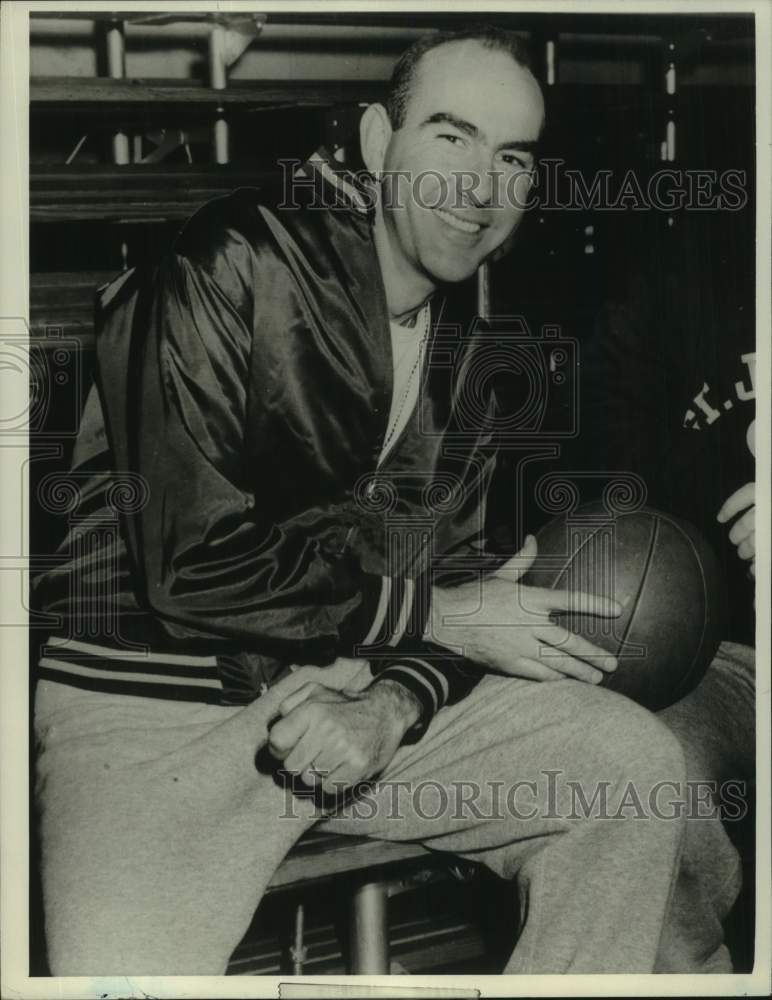 1988 Press Photo Basketball coach Jack Ramsay - nos29011- Historic Images